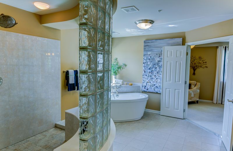 Best Bathroom Renovation Contractors in Latrobe, PA